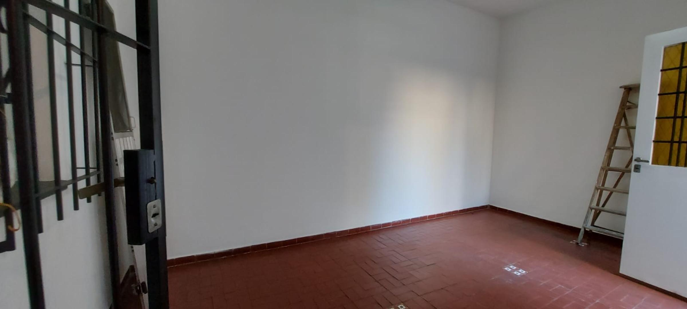 Depto Tipo Casa en Alquiler de 2 dormitorios