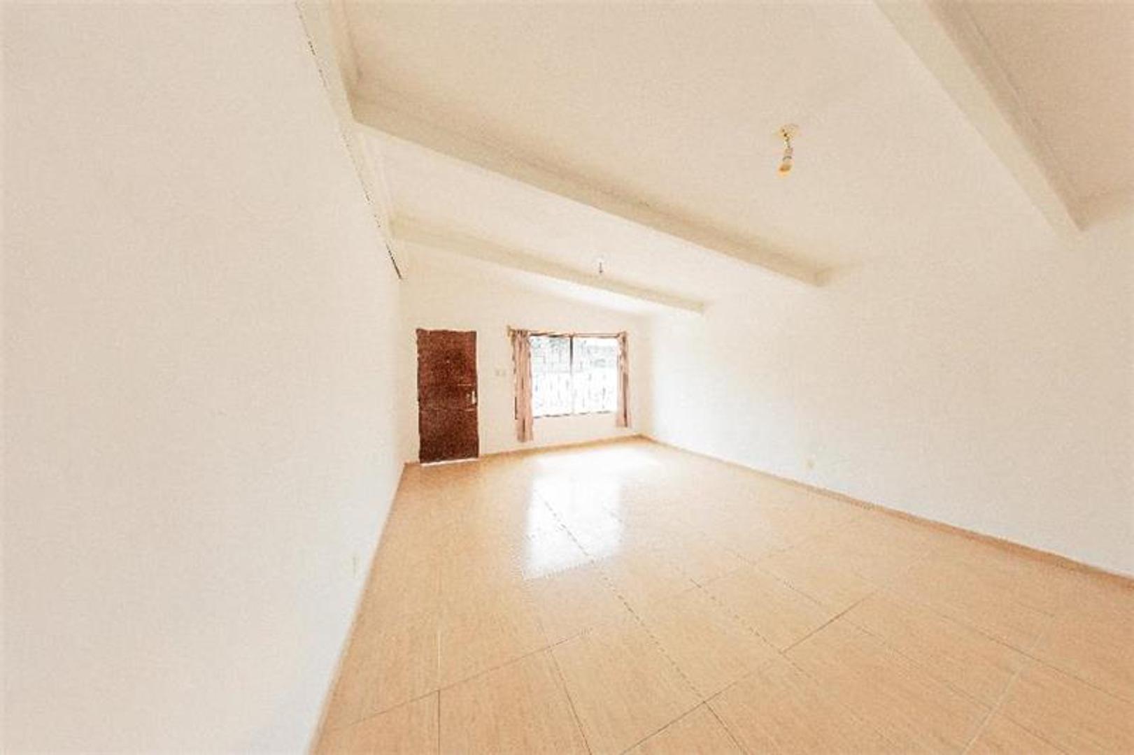 Vivienda 2 Dormitorios. Amplio Terreno 701m²