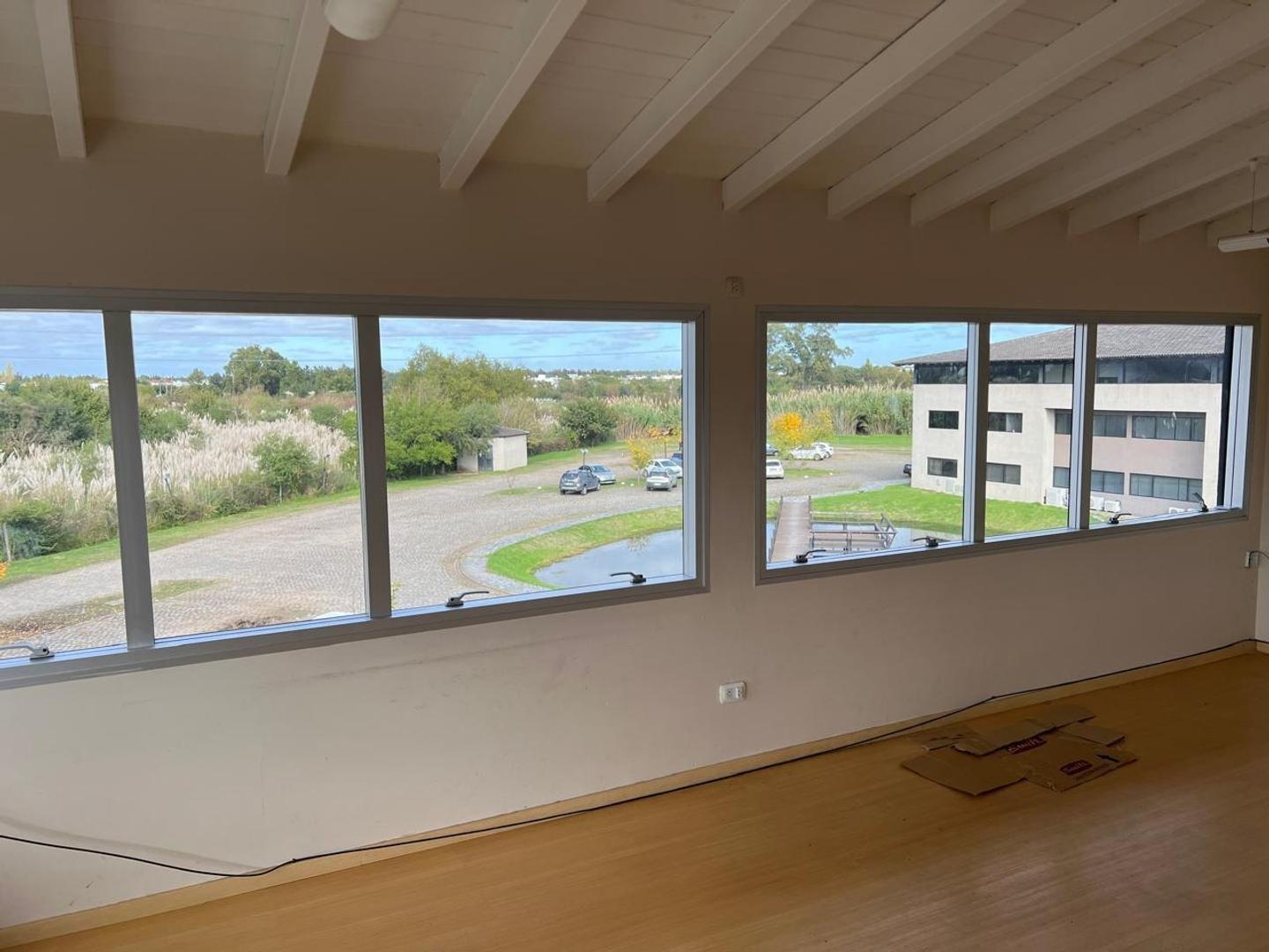 Oficina en Alquiler en Benavidez, $ 1.200.000