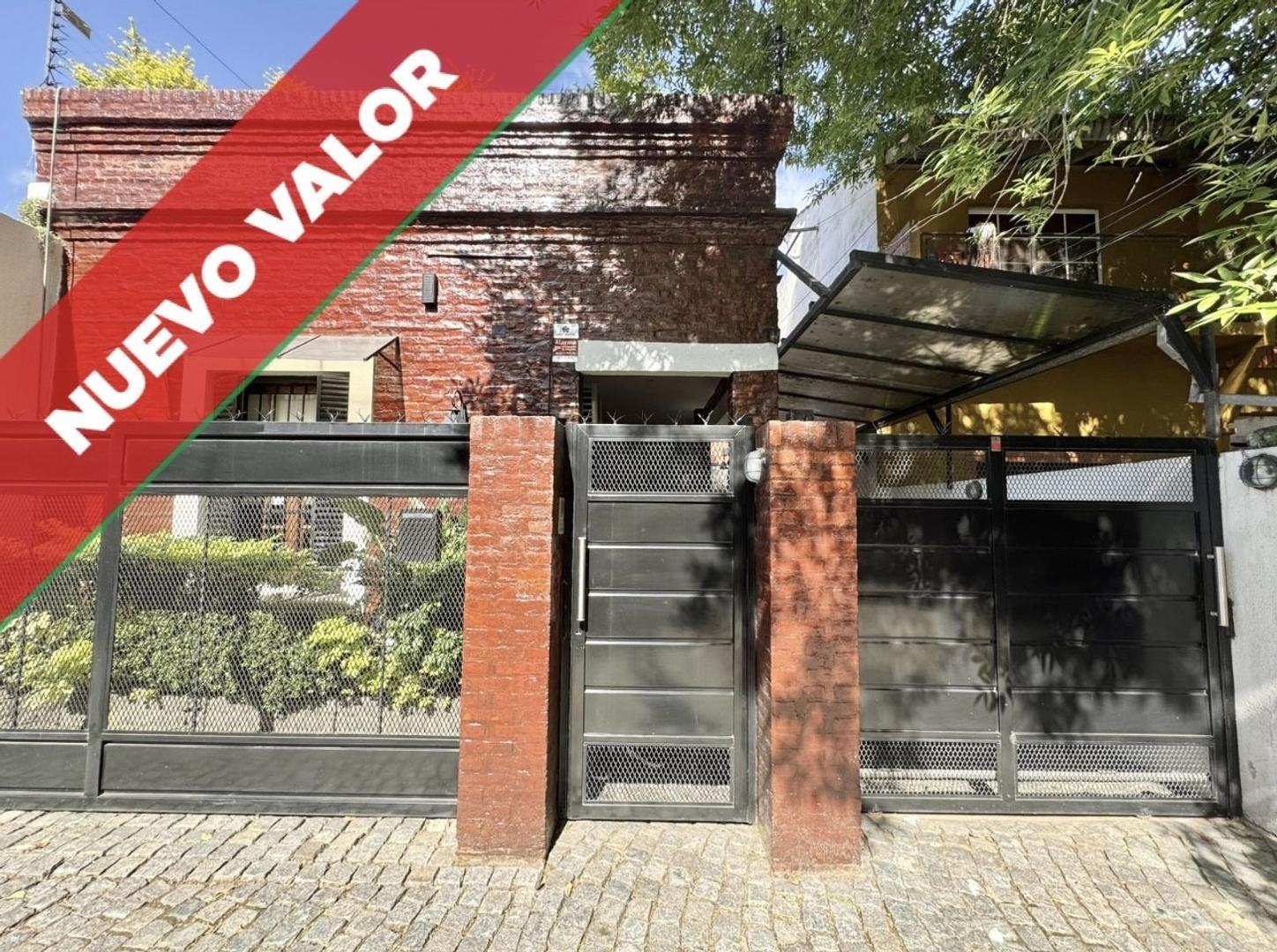 Casa 4 ambientes en excelente estado y ubicación.