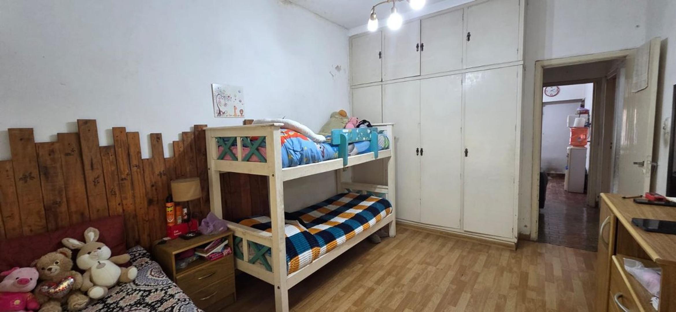 Casa 3 ambientes con 1 baño