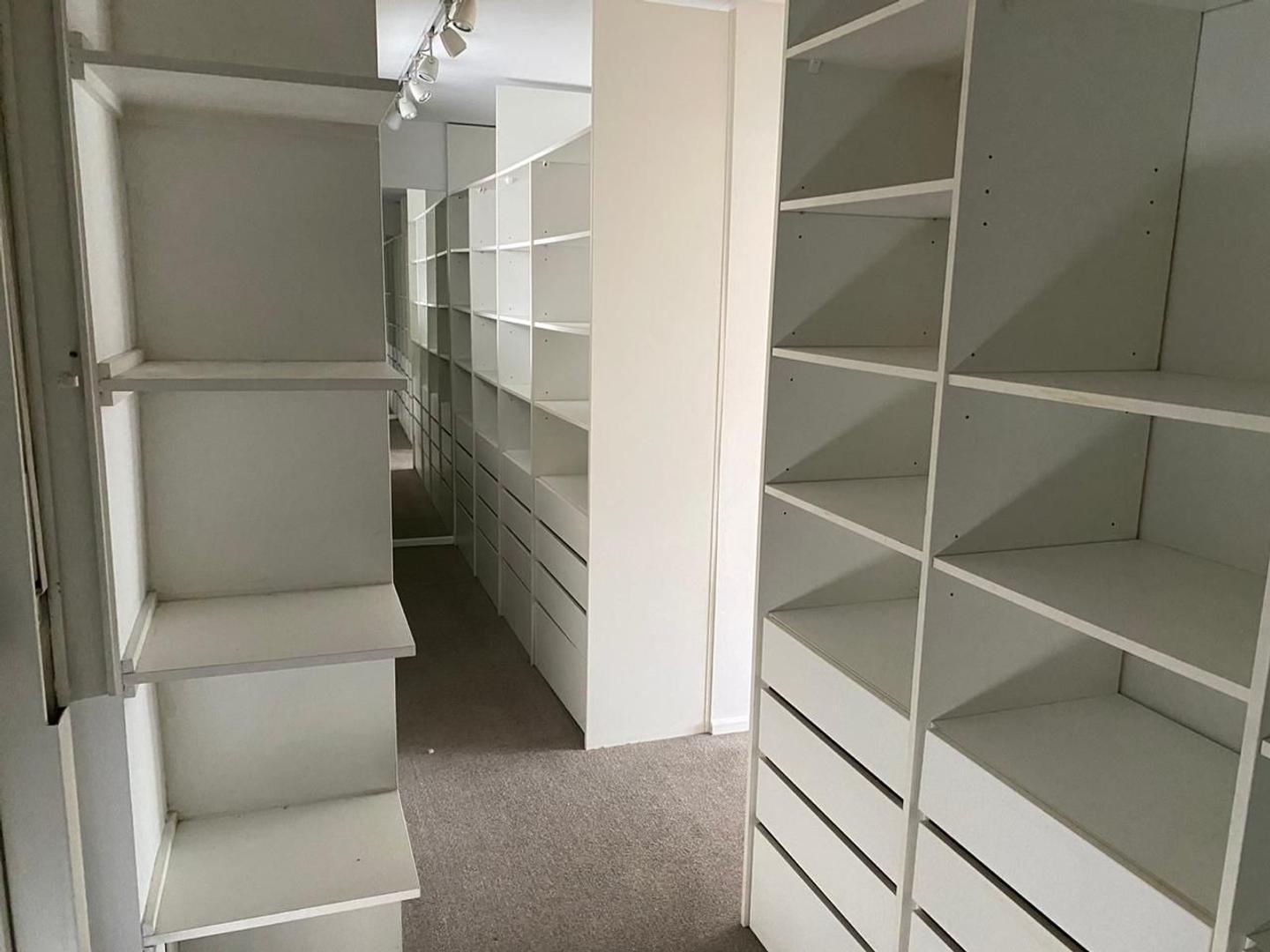 4 ambientes con cochera frente al botanico