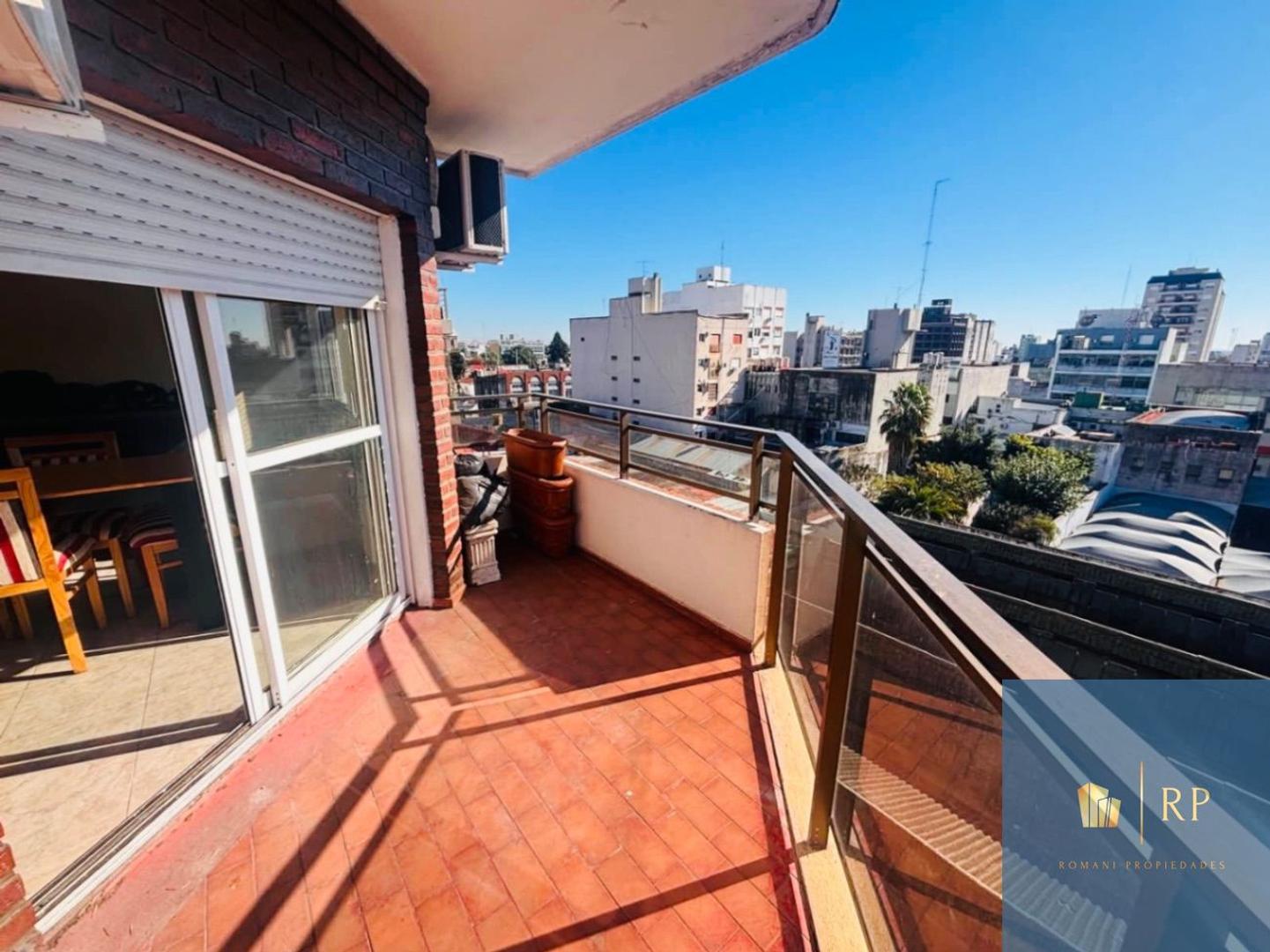 Hermoso Departamento Amueblado de 3 Ambientes  con Cochera en Morón