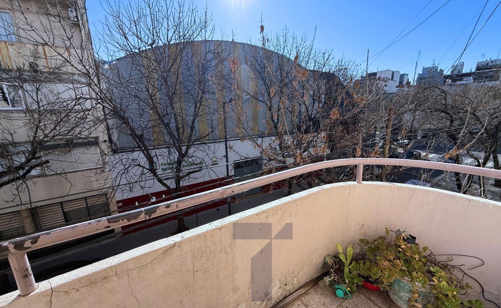 Depto Tipo Casa en Venta de 5 ambientes