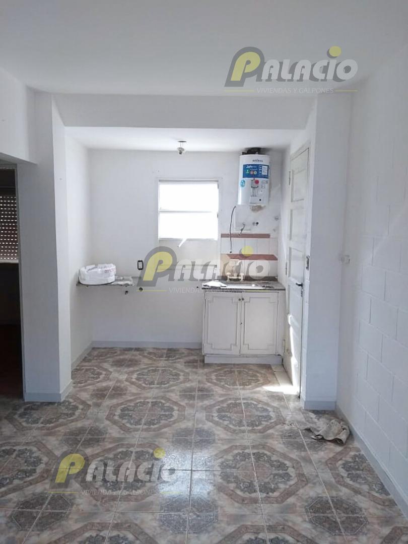 Depto Tipo Casa en Alquiler de 3 ambientes