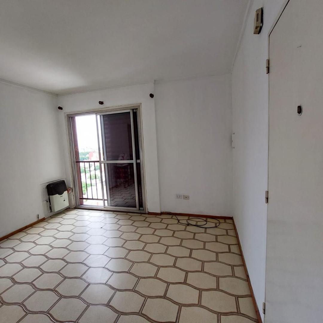 Departamento en Alquiler en Abasto, $ 425.000