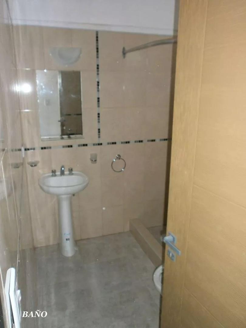 Departamento en Venta en Guillermo E Hudson, USD 99.000