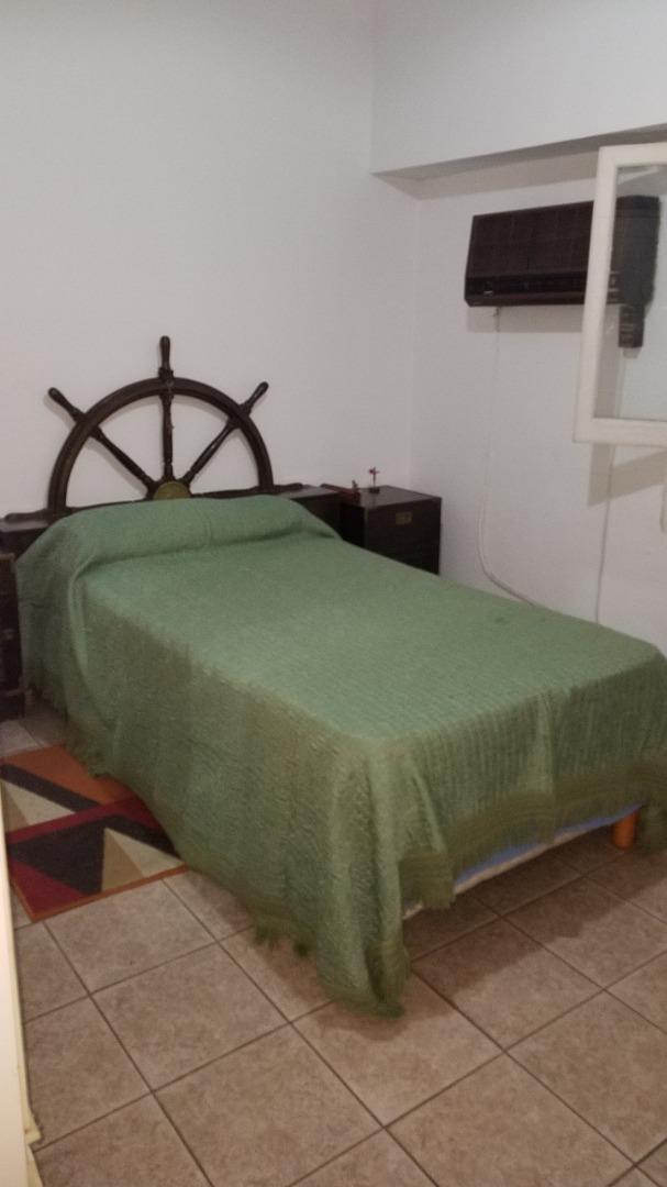 ESPECTACULAR Y CÓMODO CHALET EN CALLE ASAMBLEA 508 ESQUINA M