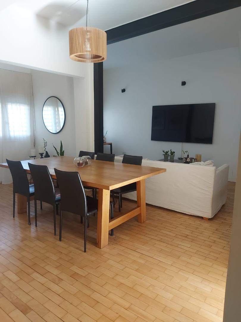 Casa RECICLADA Nva Cordoba - 6 dormis - Apta Residencial