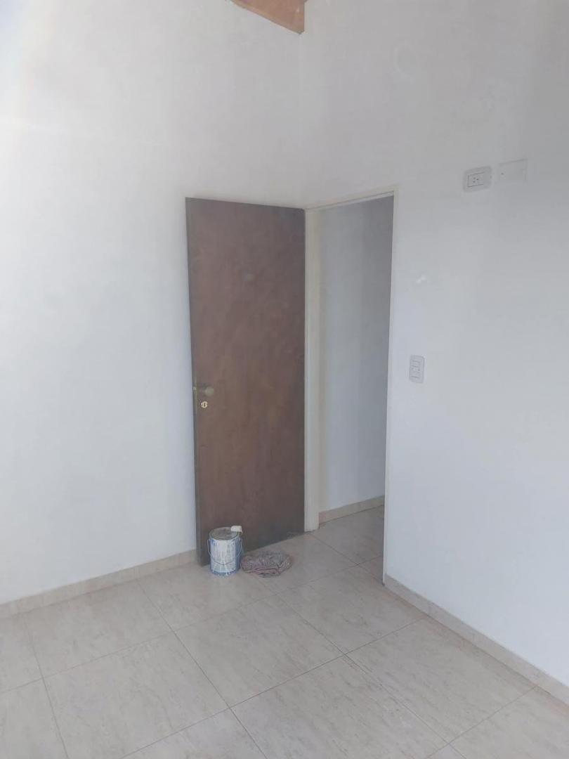 Departamento en Alquiler en Del Viso, $ 420.000