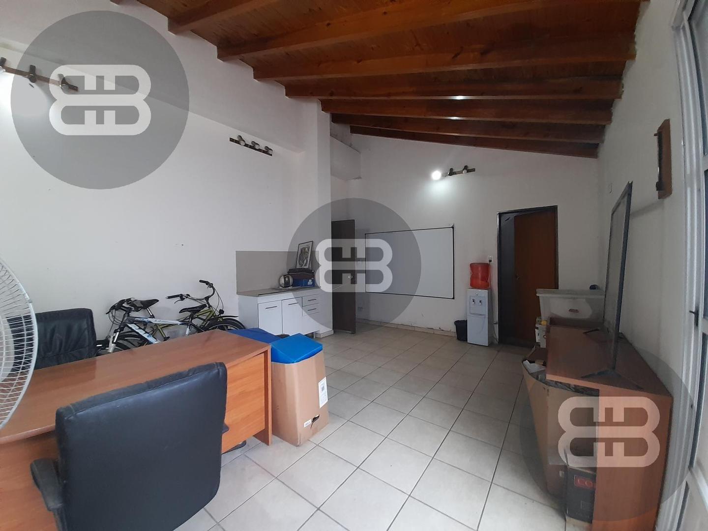 Galpon en Venta en Jose Leon Suarez, USD 65.000