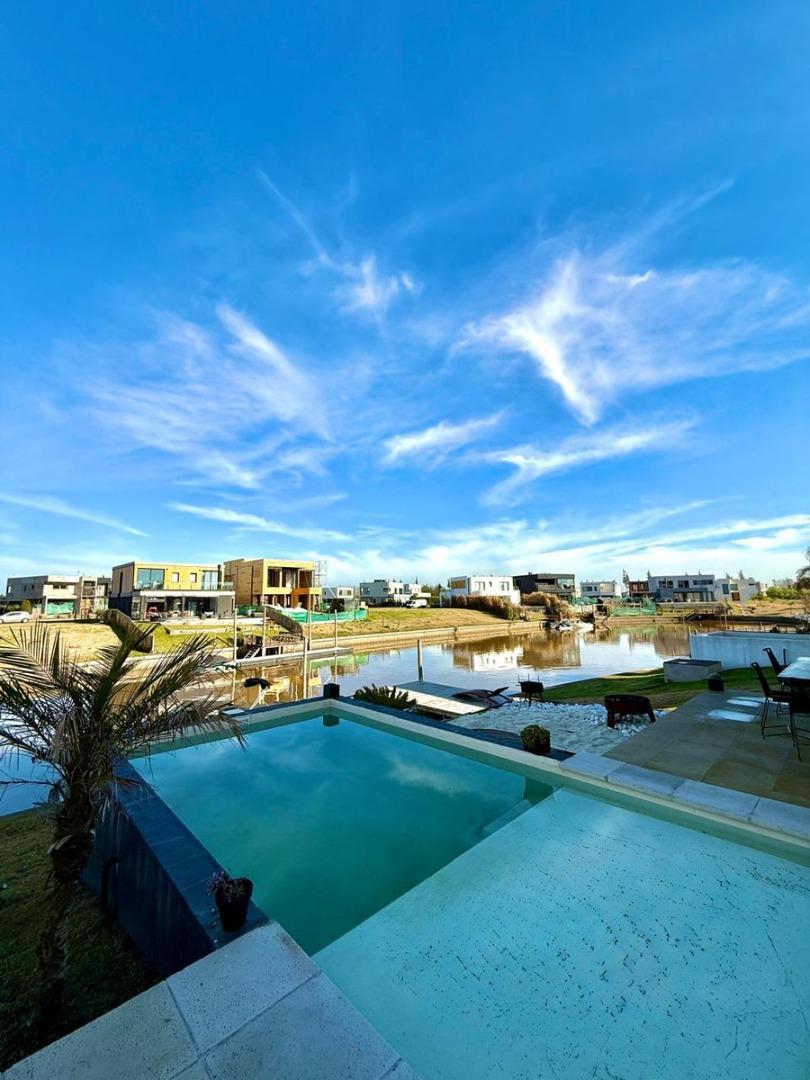 Casa en Alquiler de 3 dormitorios