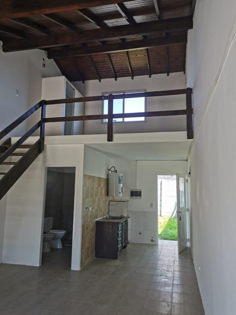 Dúplex en Alquiler con patio privado