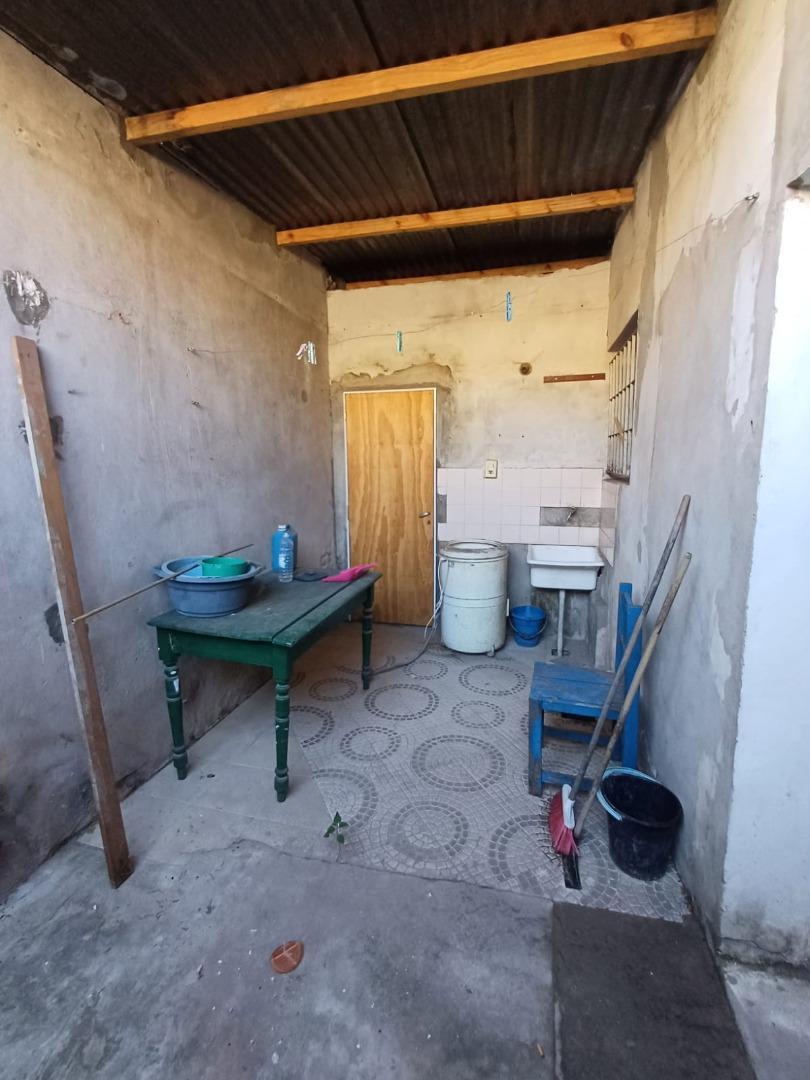 "INTERNO DE 2 DORMITORIOS A REFACCIONAR"