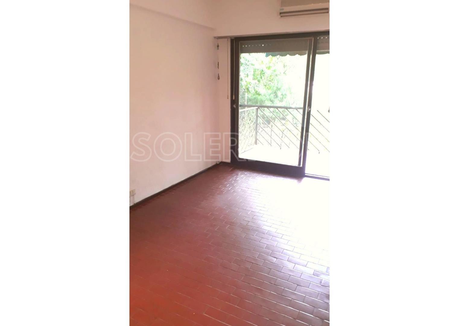 De Vedia 402 , Piso 1