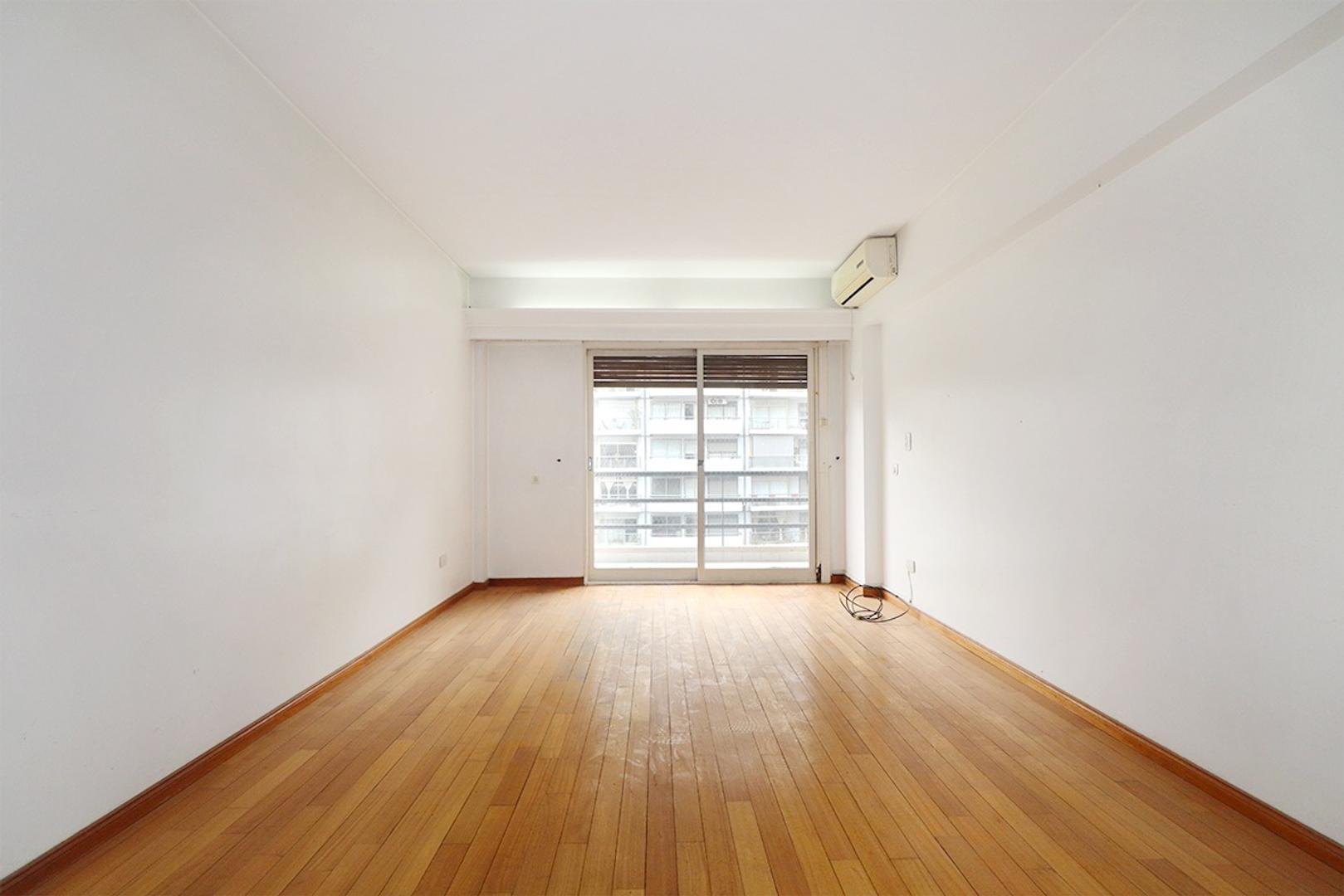 VENTA  DEPARTAMENTO SEMIPIDO DE 5 AMB BELGRANO  CON COCHERA