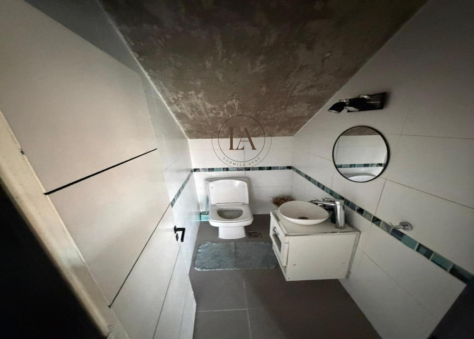 CASA EN VENTA EN LA REJA MORENO