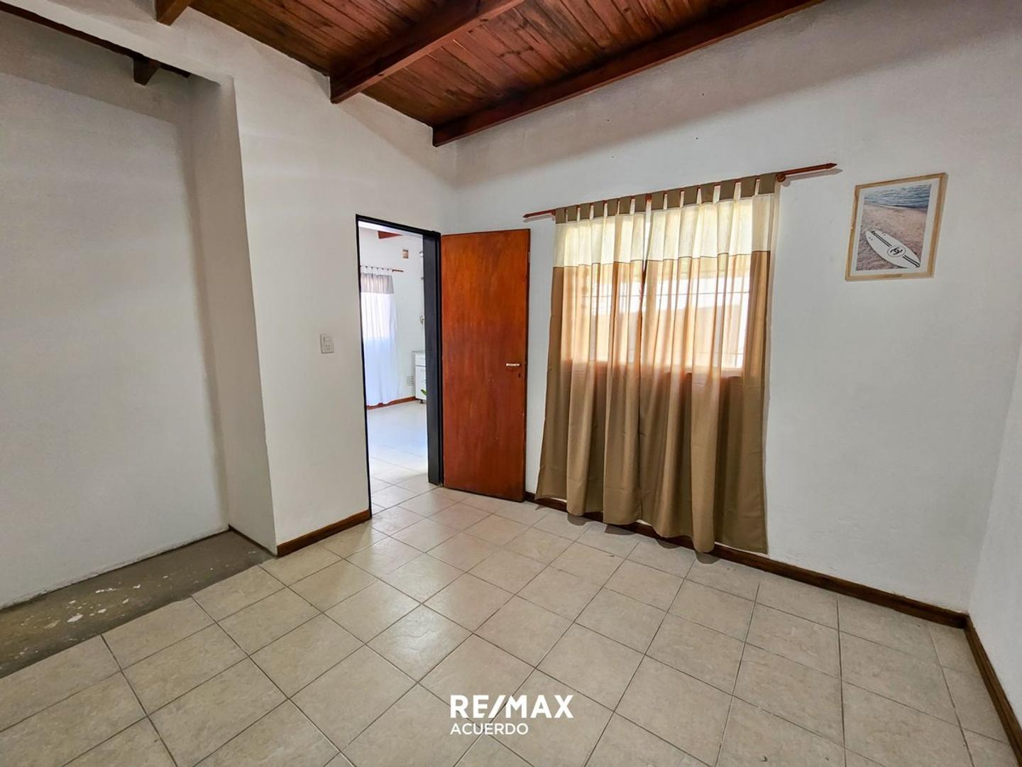 Depto Tipo Casa 2 ambientes con 1 baño