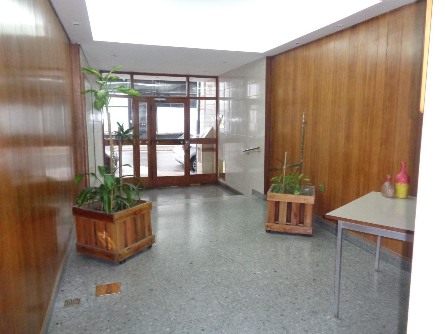 CONGRESO 1 AMBIENTE M/LUMINOSO.BALCON FRANCES