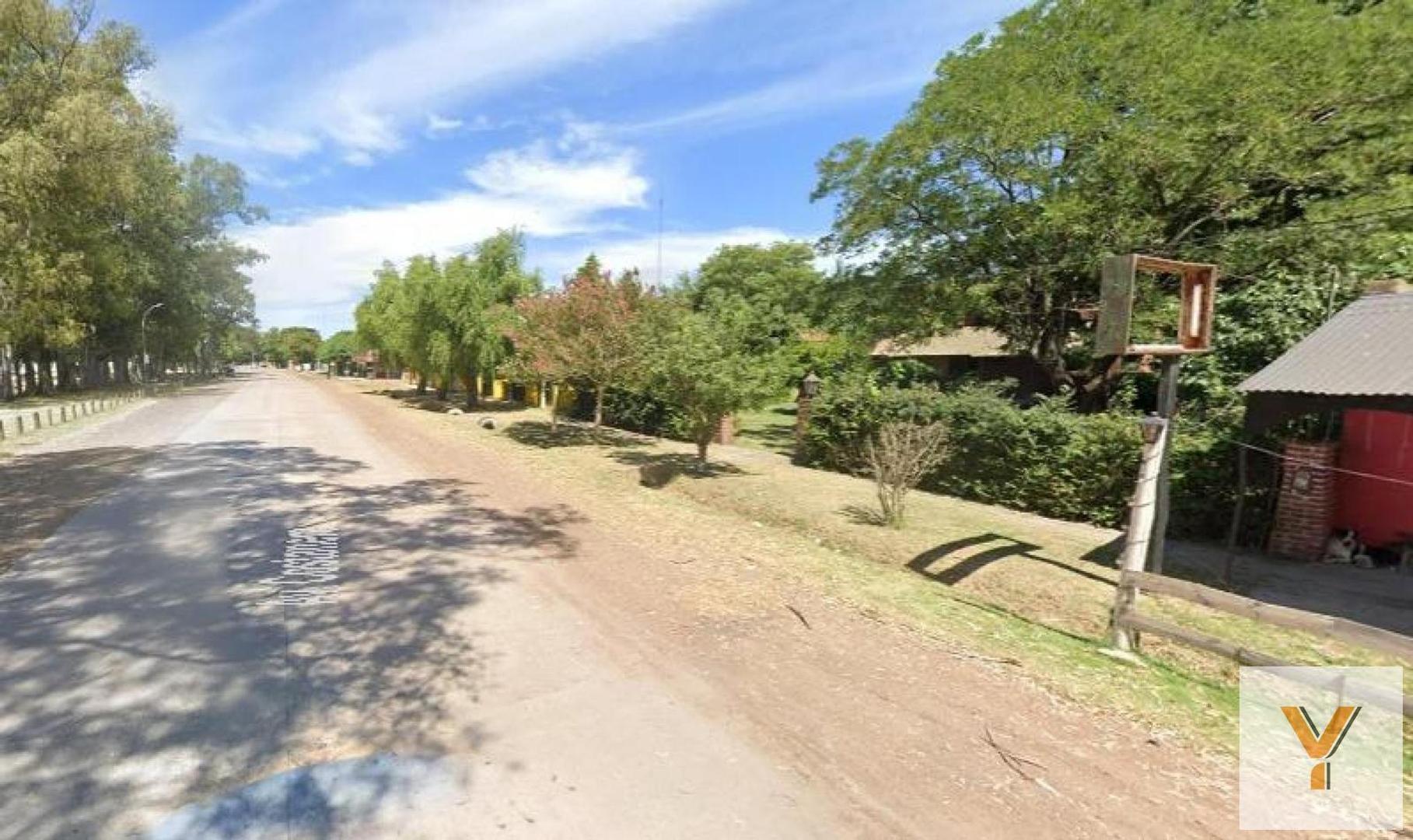 Avenida Costanera e/ 32 y 33