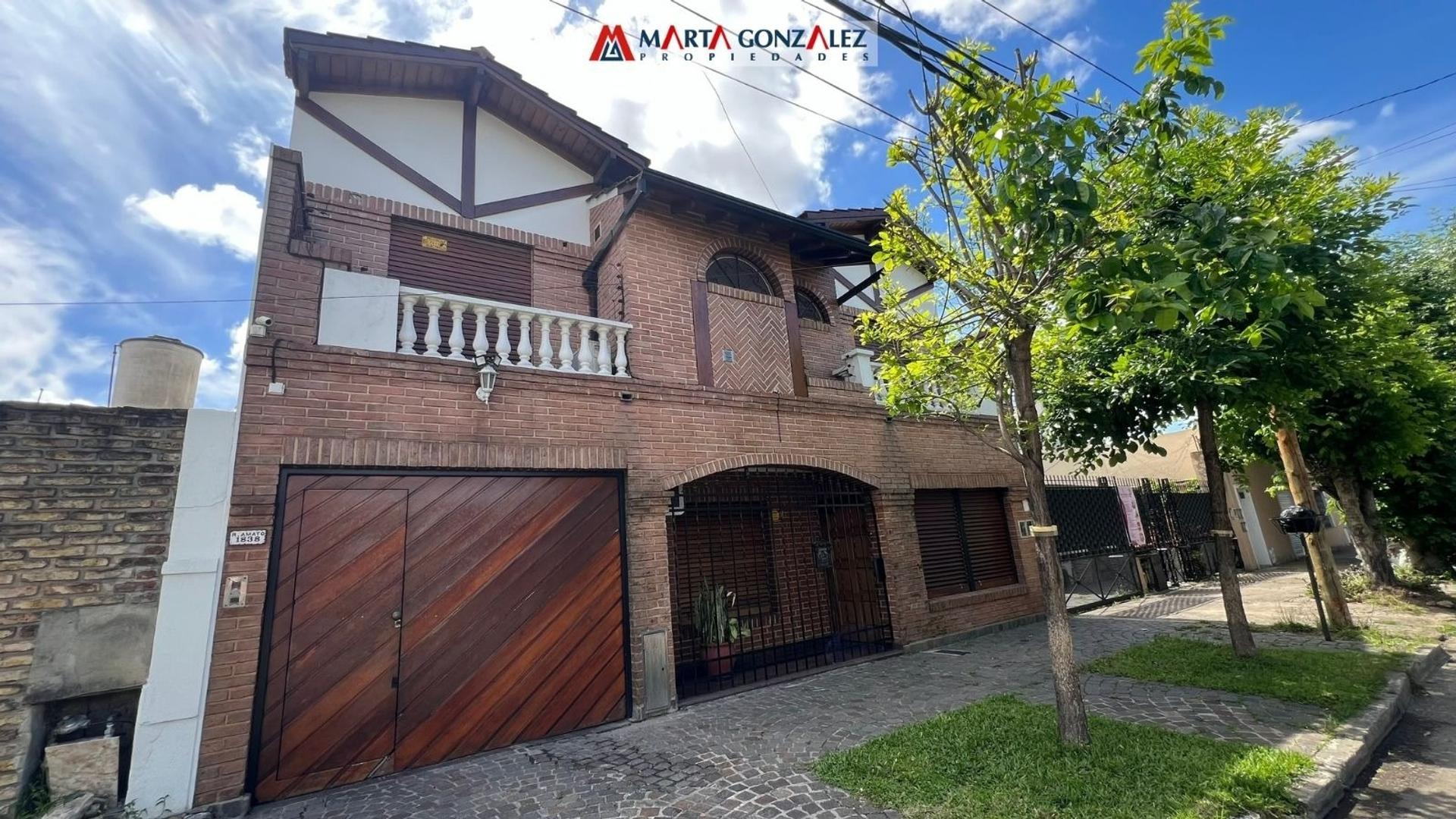 CASA EN VENTA 5 ambientes