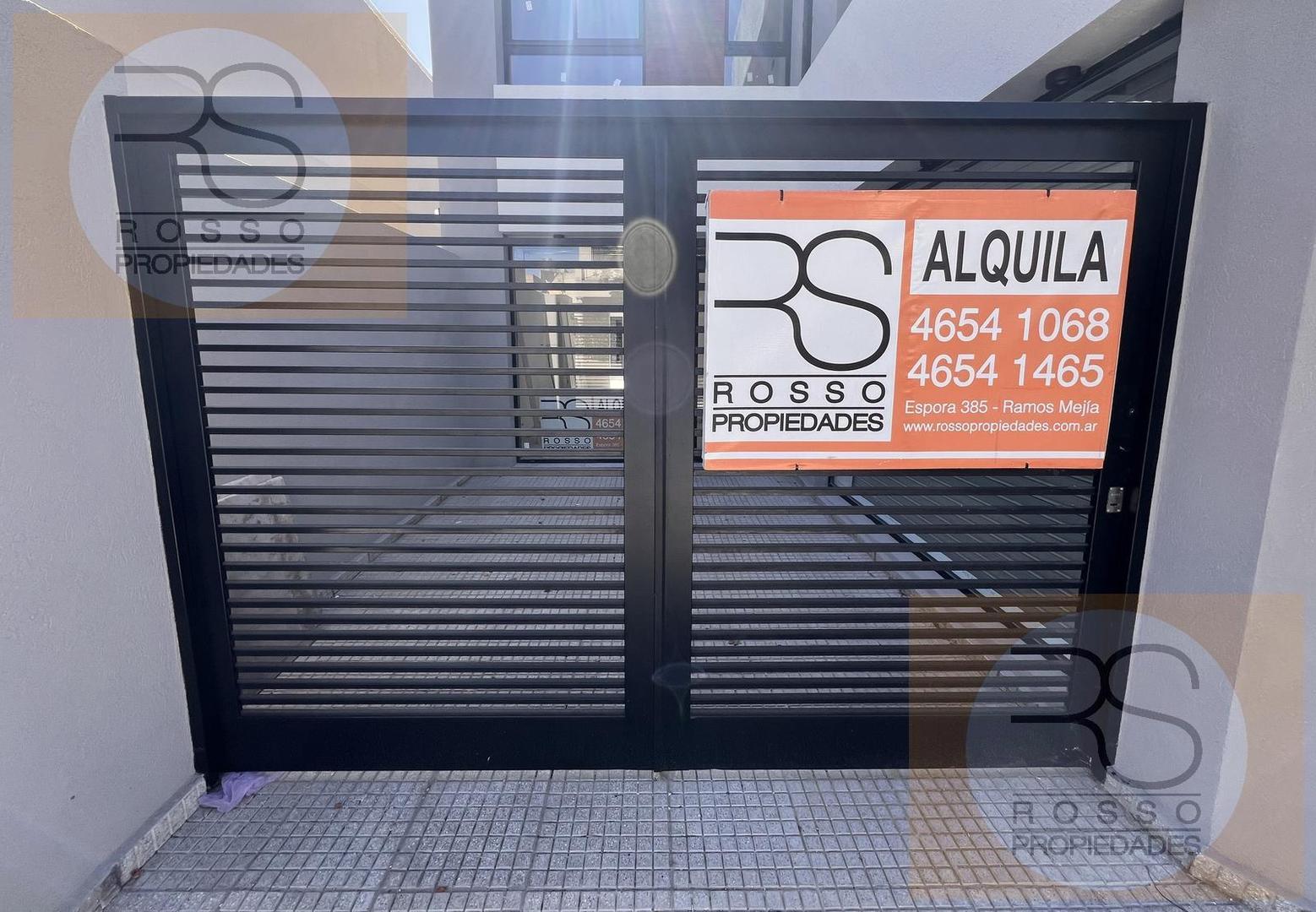 Local en Alquiler en Haedo Norte, $ 780.000