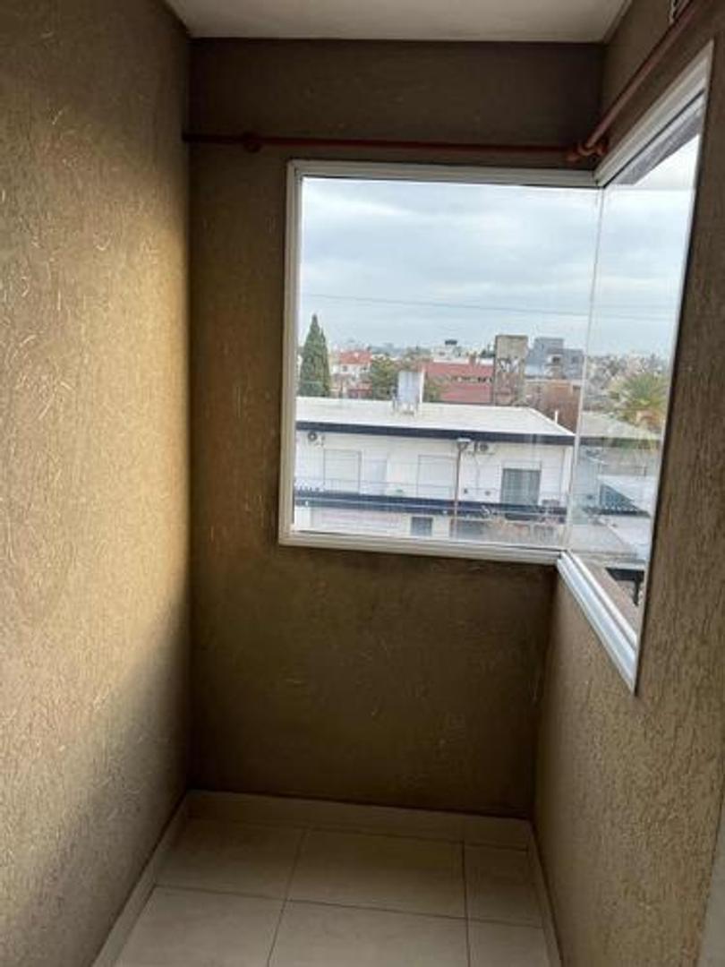 Departamento en Venta en Villa Luzuriaga, USD 80.000