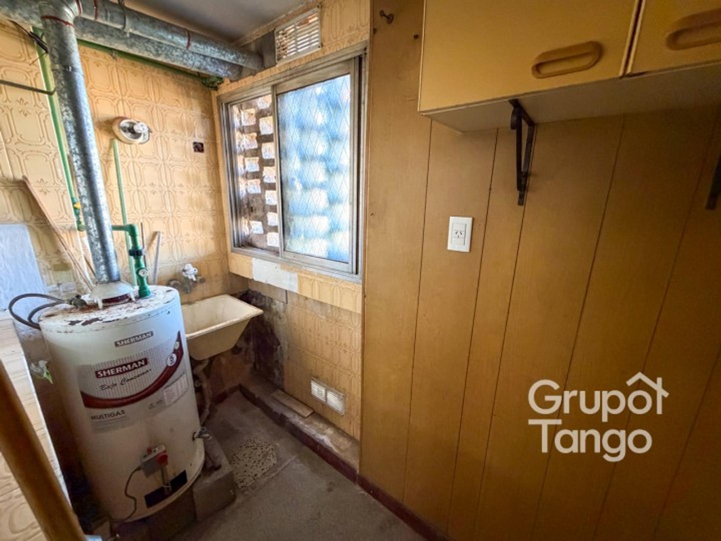 Venta Departamento Berazategui Cuatro Ambientes APTO CREDITO