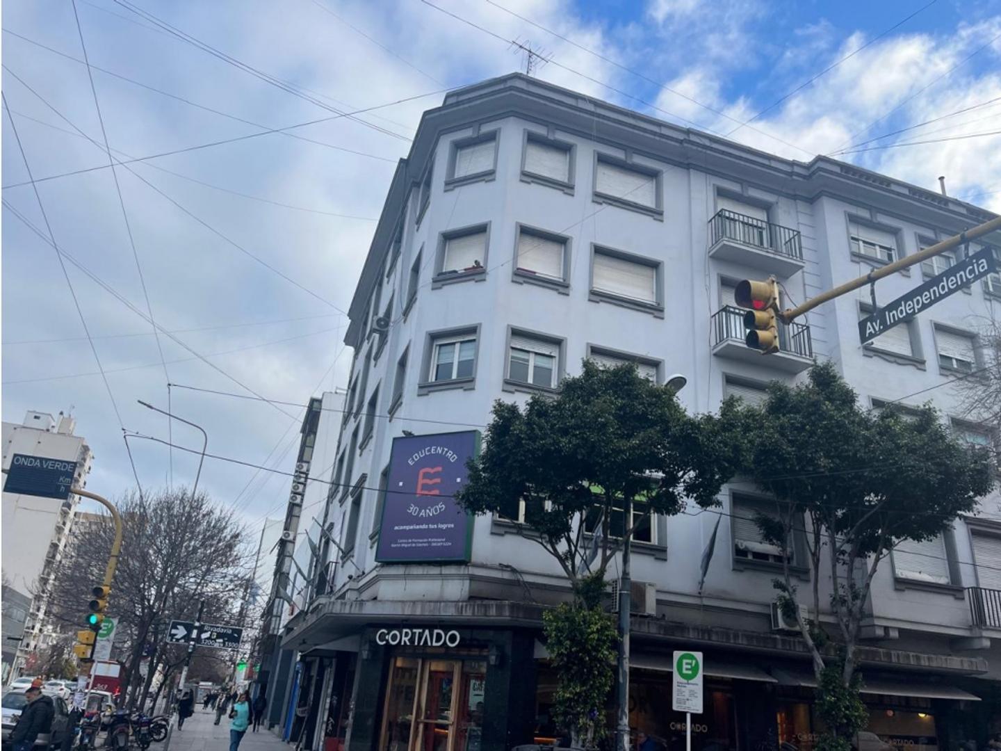 Oficina / Opc. Depto  3 Amb. Con Baulera