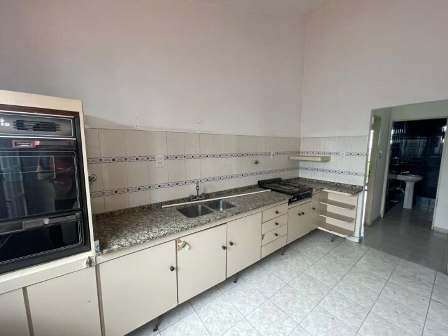 martin ugarte 1700 , Piso 2