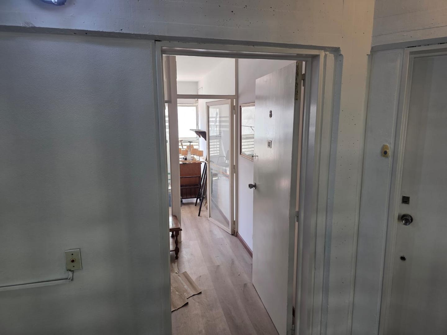 Ituzaingó 300, Piso 1