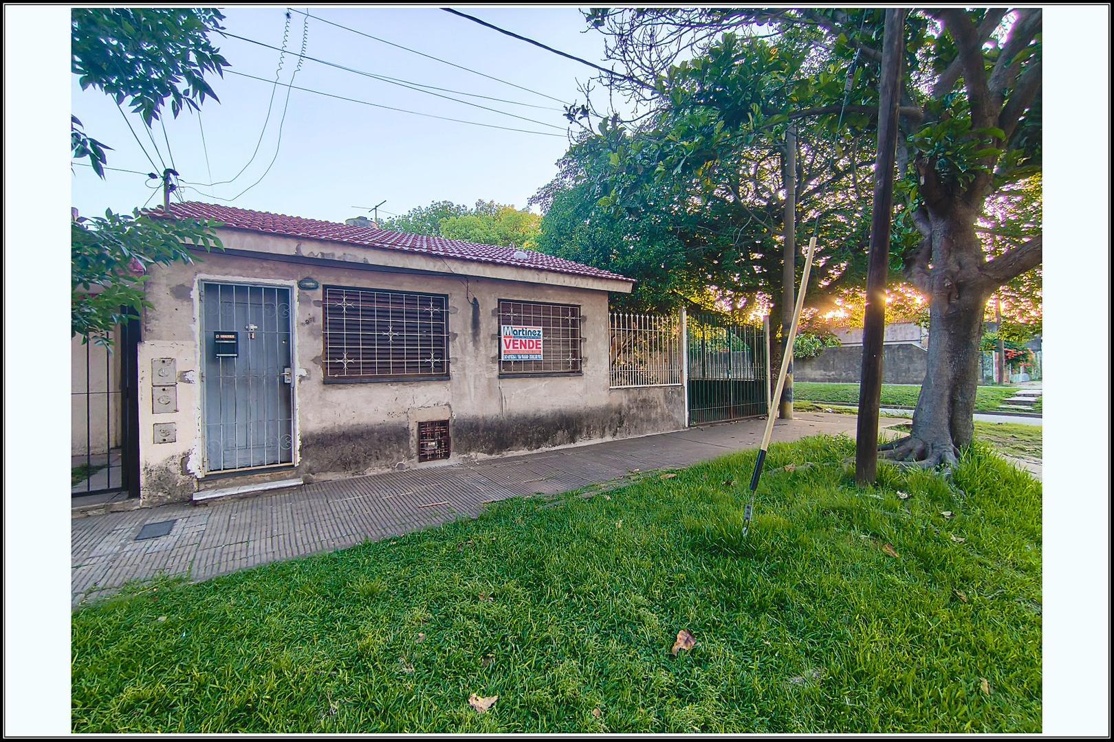 CULACIATTI 5900 CASA 3 DORM., AMPLIO PATIO y GARAJE