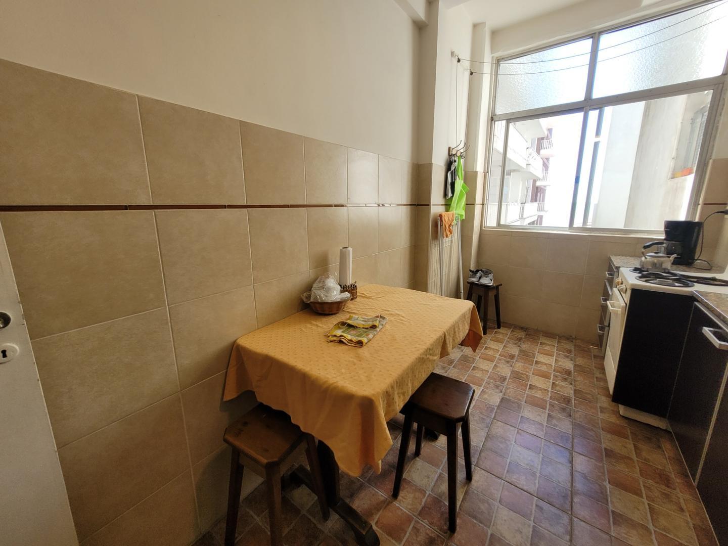 DEPARTAMENTO EN VENTA 2 AMBIENTES AMPLIO ZONA GUEMES