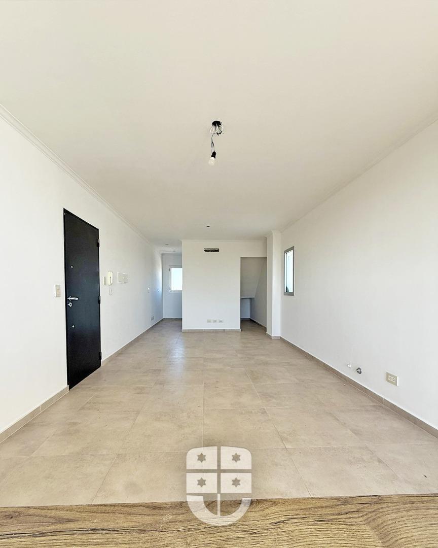 Departamento 2 ambientes con 2 baños