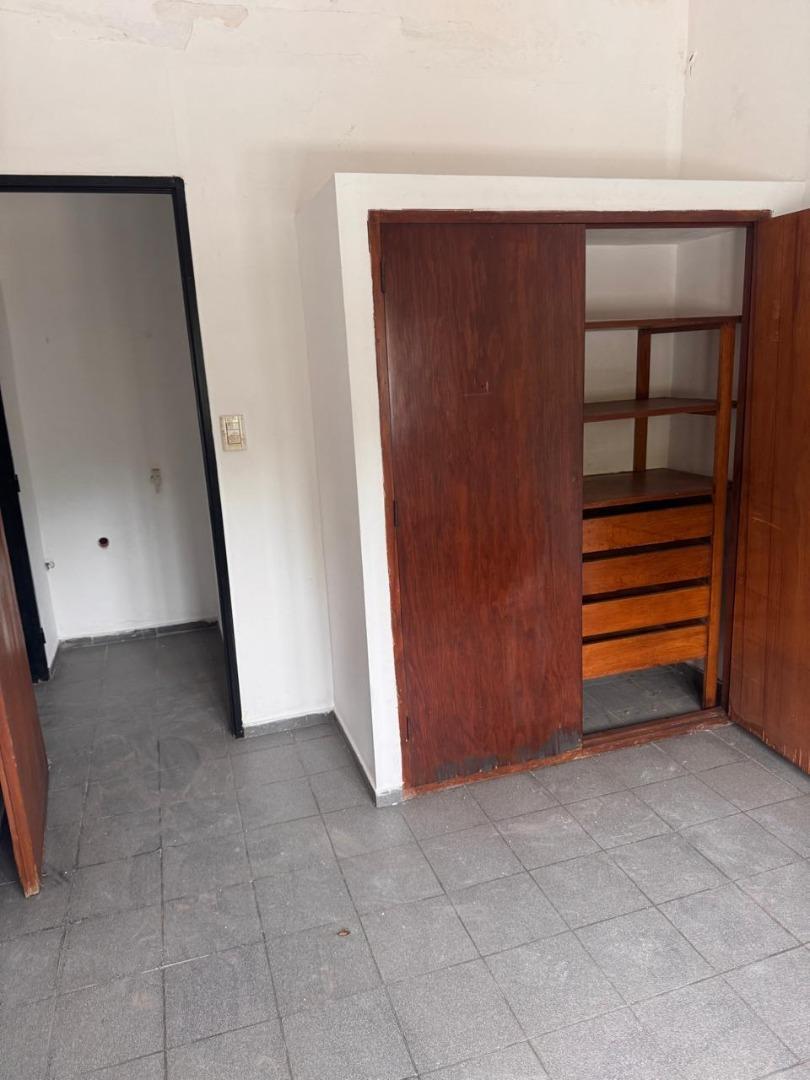 Jose Javier Diaz 1000, Piso 1
