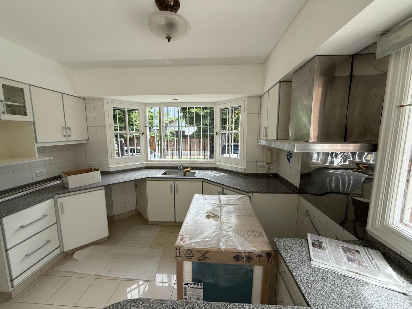 Casa en Alquiler en Martinez, USD 3.800