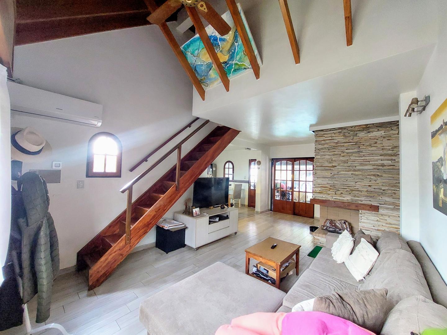 Casa en Venta en Villa Sarmiento, USD 150.000