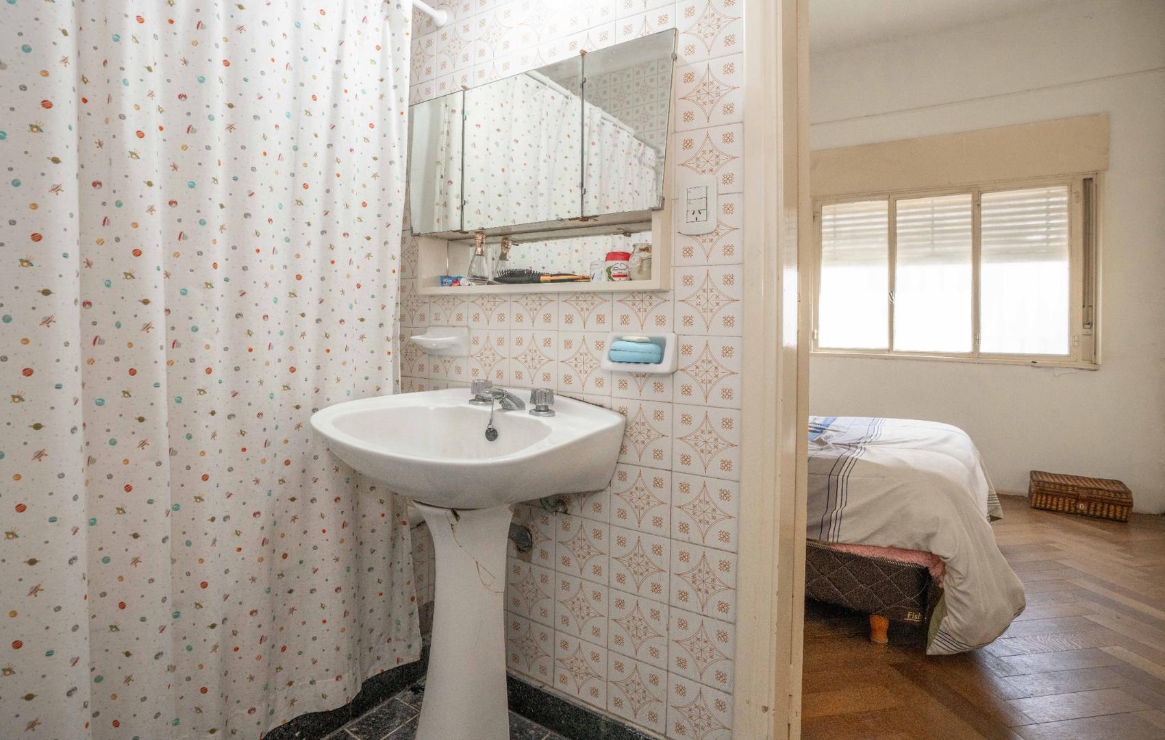 Venta Casa 4 amb. c/terraza Villa Pueyrredon