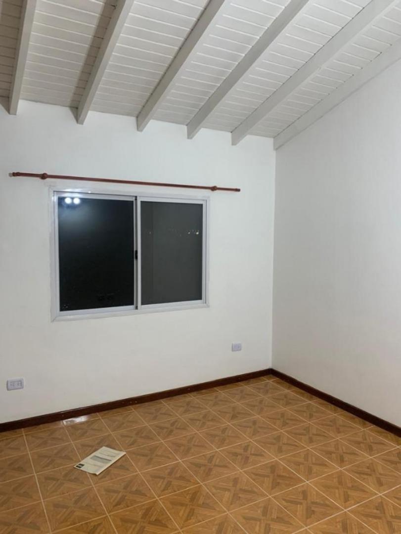 Departamento en Alquiler en Don Torcuato, $ 800.000