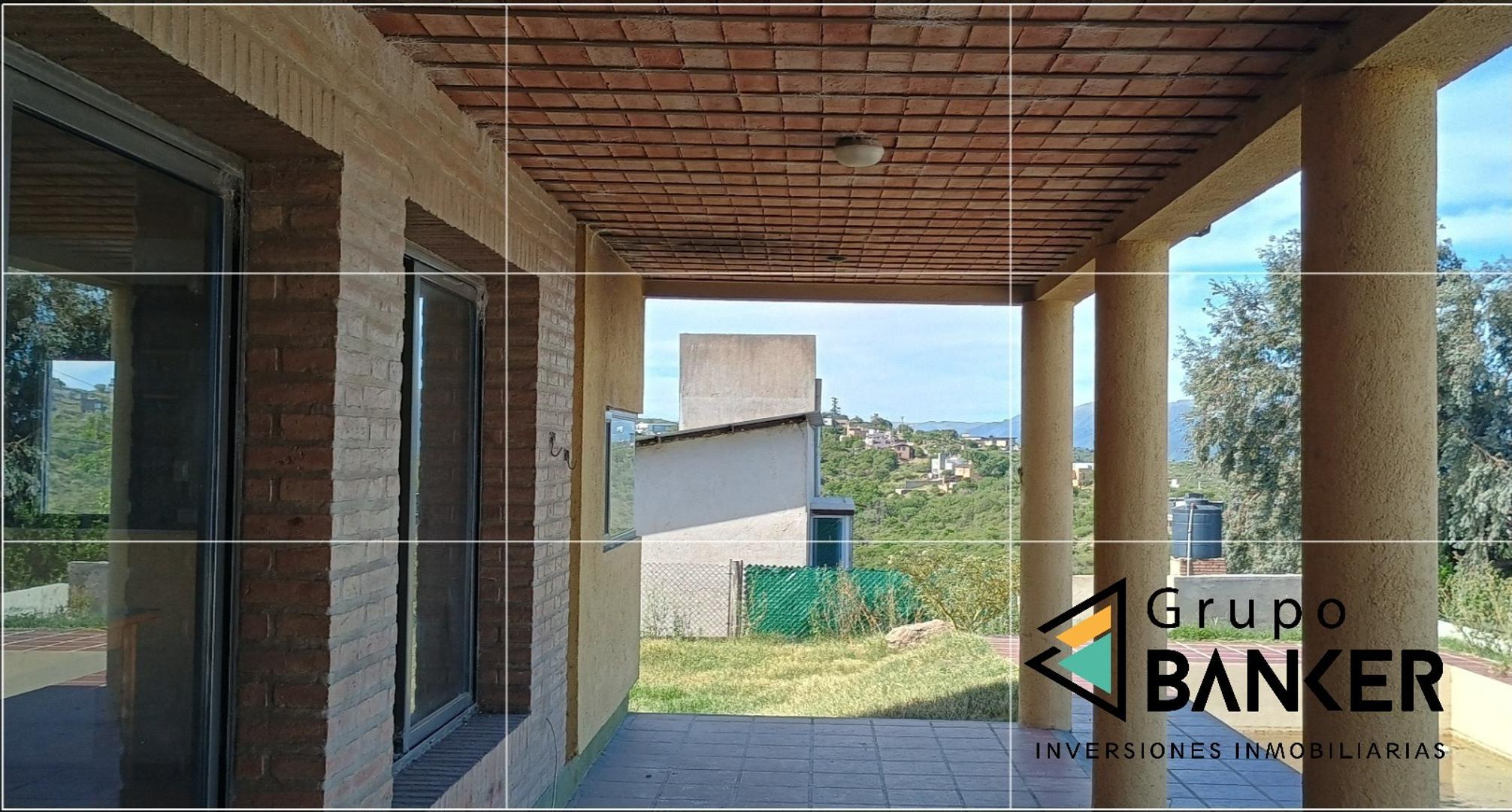 Casa 4 ambientes con 3 baños