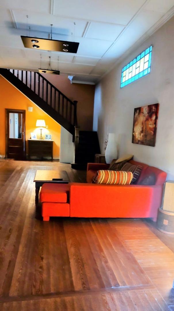 HERMOSO CHALET EN JOSE MARMOL-PERMUTA MENOR VALOR 