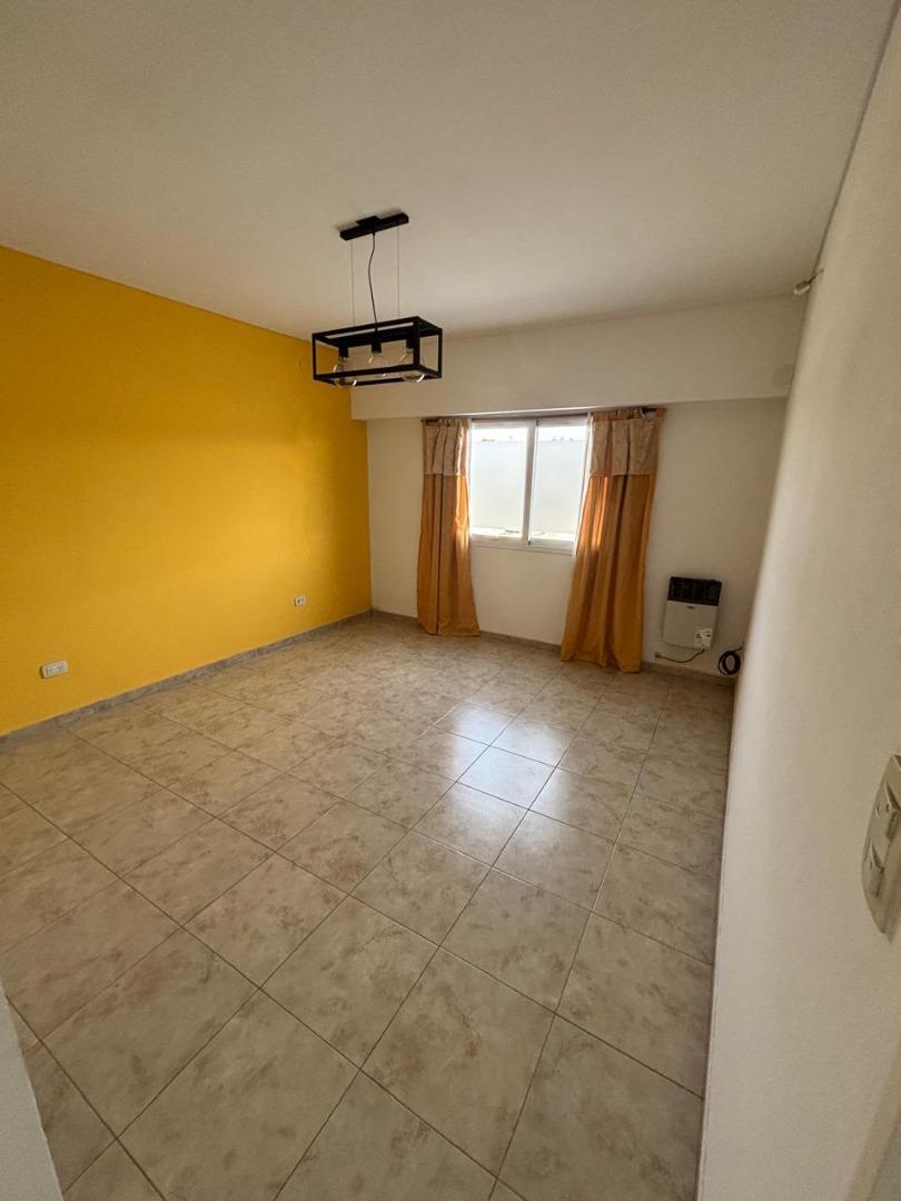 Departamento 2 Ambientes en Venta- Tapiales Bs As