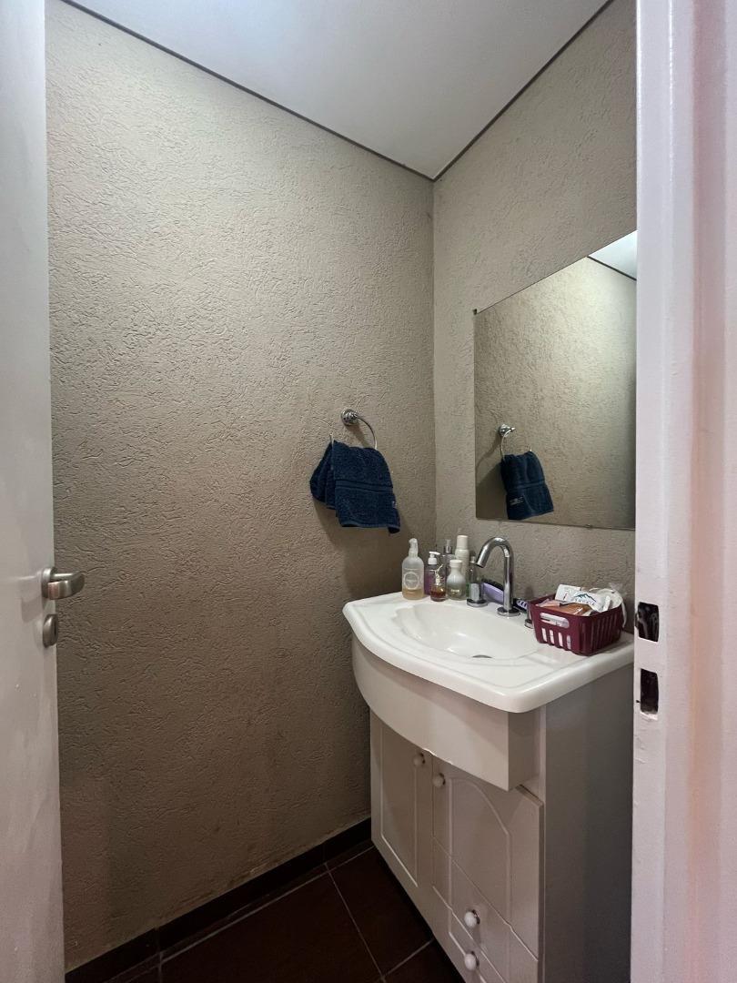 Depto Tipo Casa 3 ambientes con 2 baños