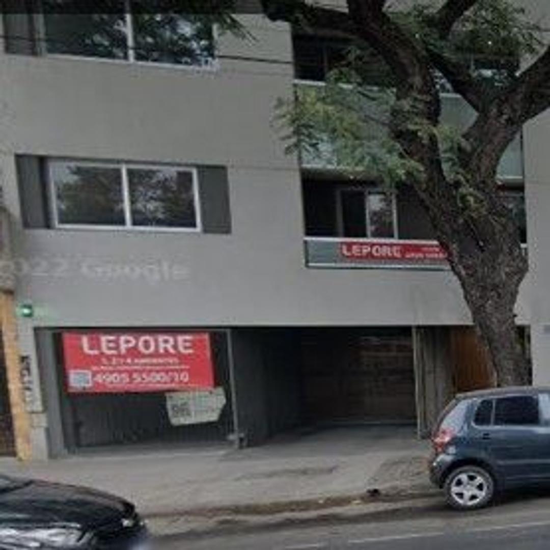 AV GAONA 1300, Piso PB