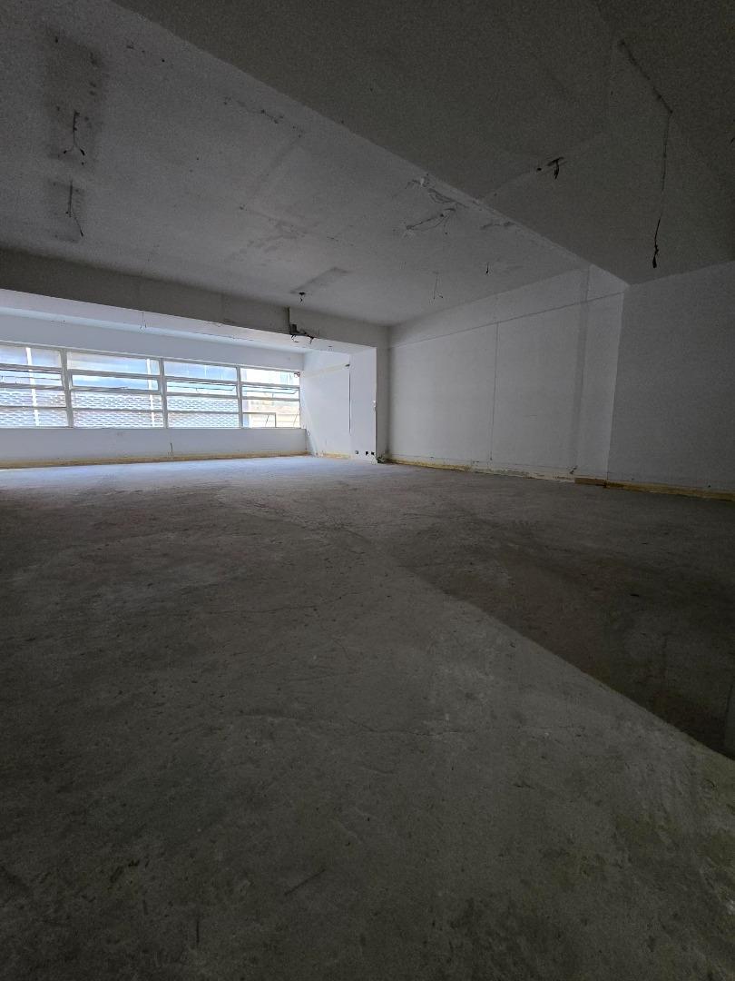 Oficina en Alquiler 50 años