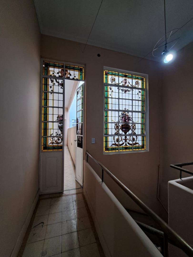 Oficina en Alquiler 50 años