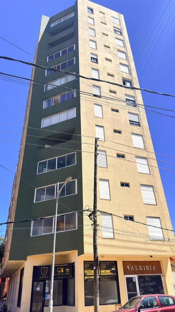 Alquiler anual de dpto monoambiente a 150mts del mar!