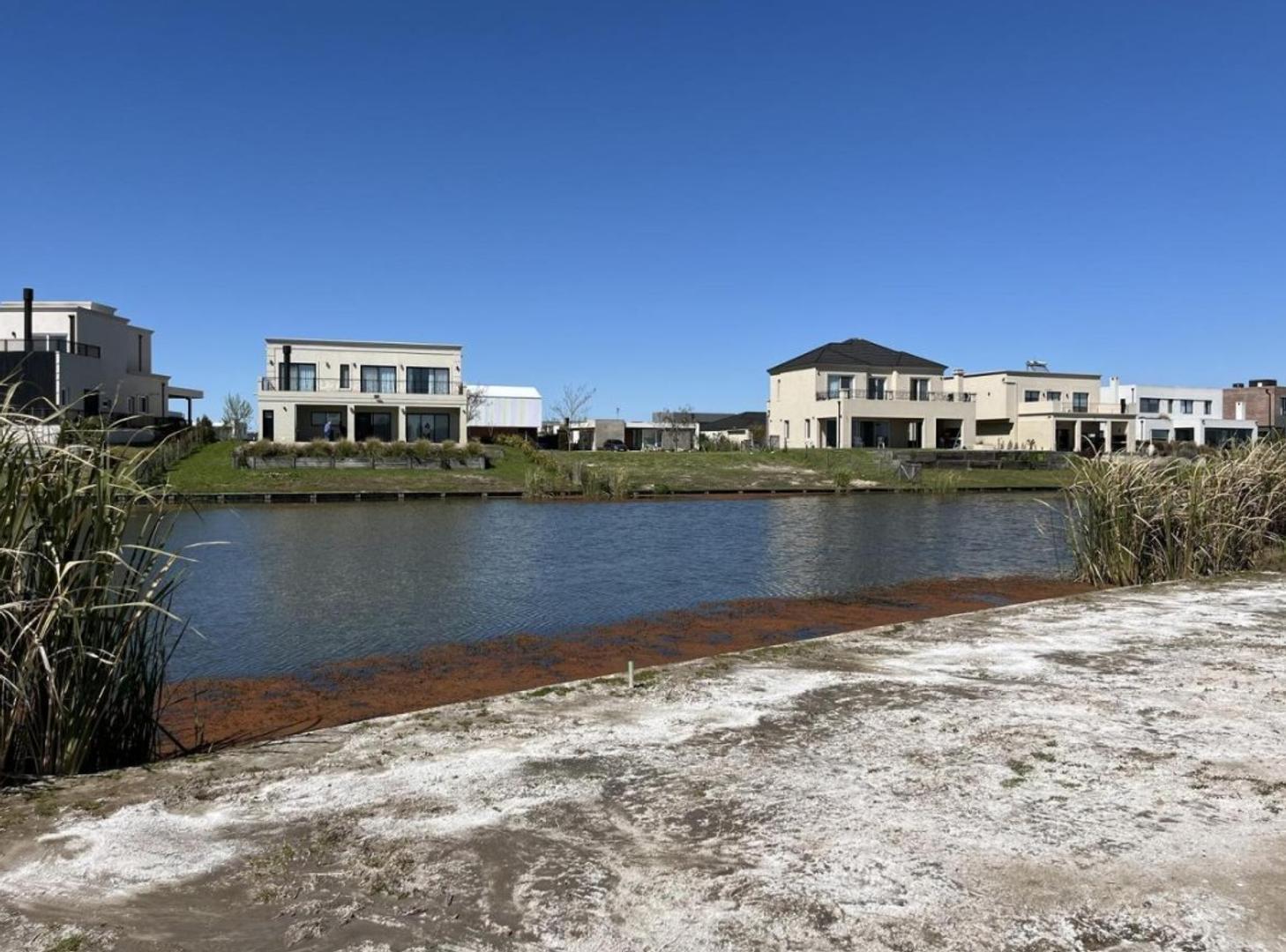 Lote en venta Puerto Barrio Riberas