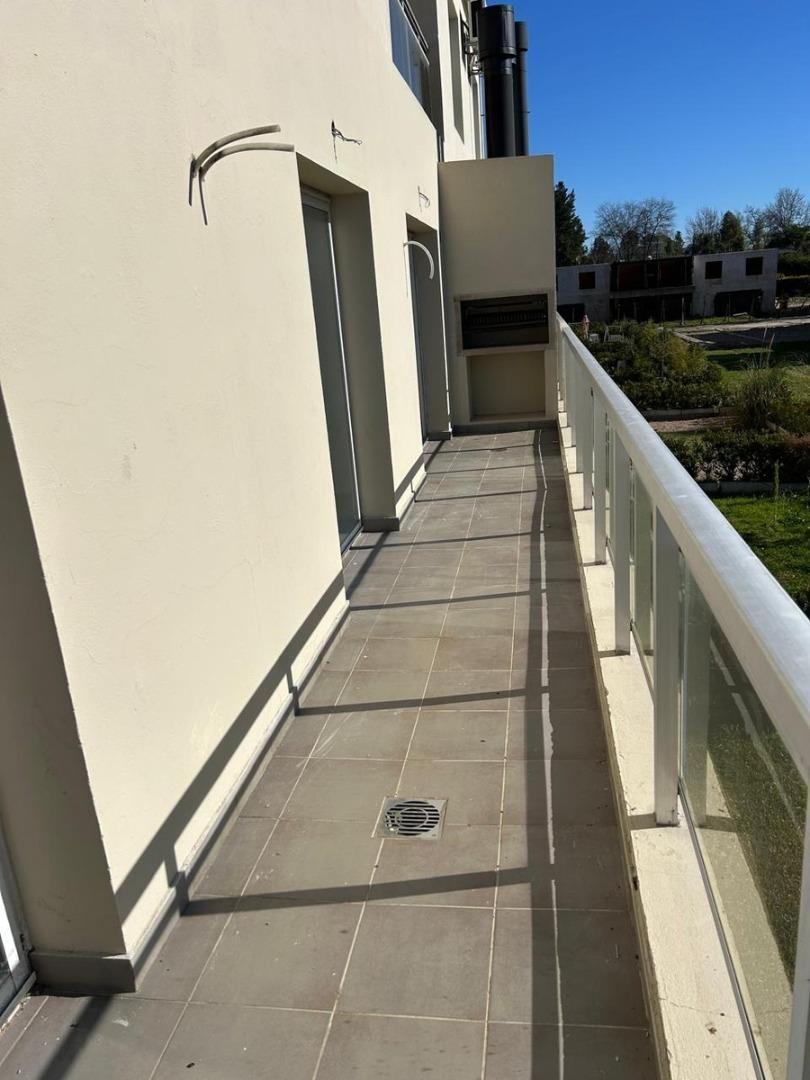 Departamento en Alquiler en Ingeniero Maschwitz, $ 1.100.000