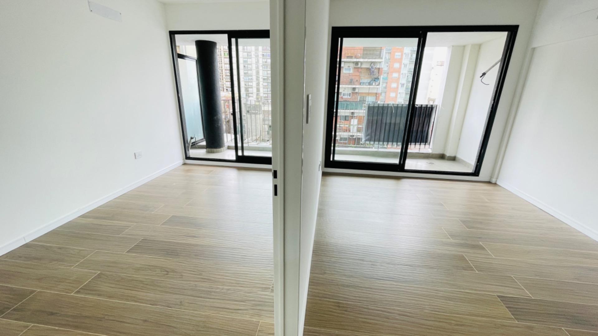 San Juan 2900, Piso 5